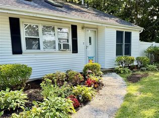 7 Squires Ave, Port Jefferson Station, NY 11776