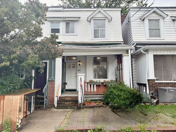 810 Ossington Ave, Toronto, ON M6G 3V1