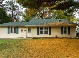 1032 69th St, Windsor Heights, IA 50324