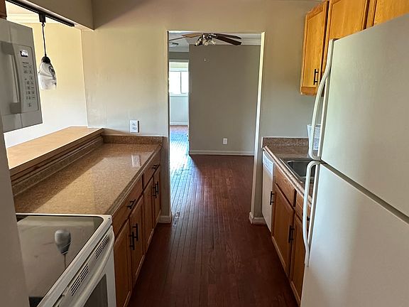 4th image of 2931 Seymour Lake Rd Unit 7