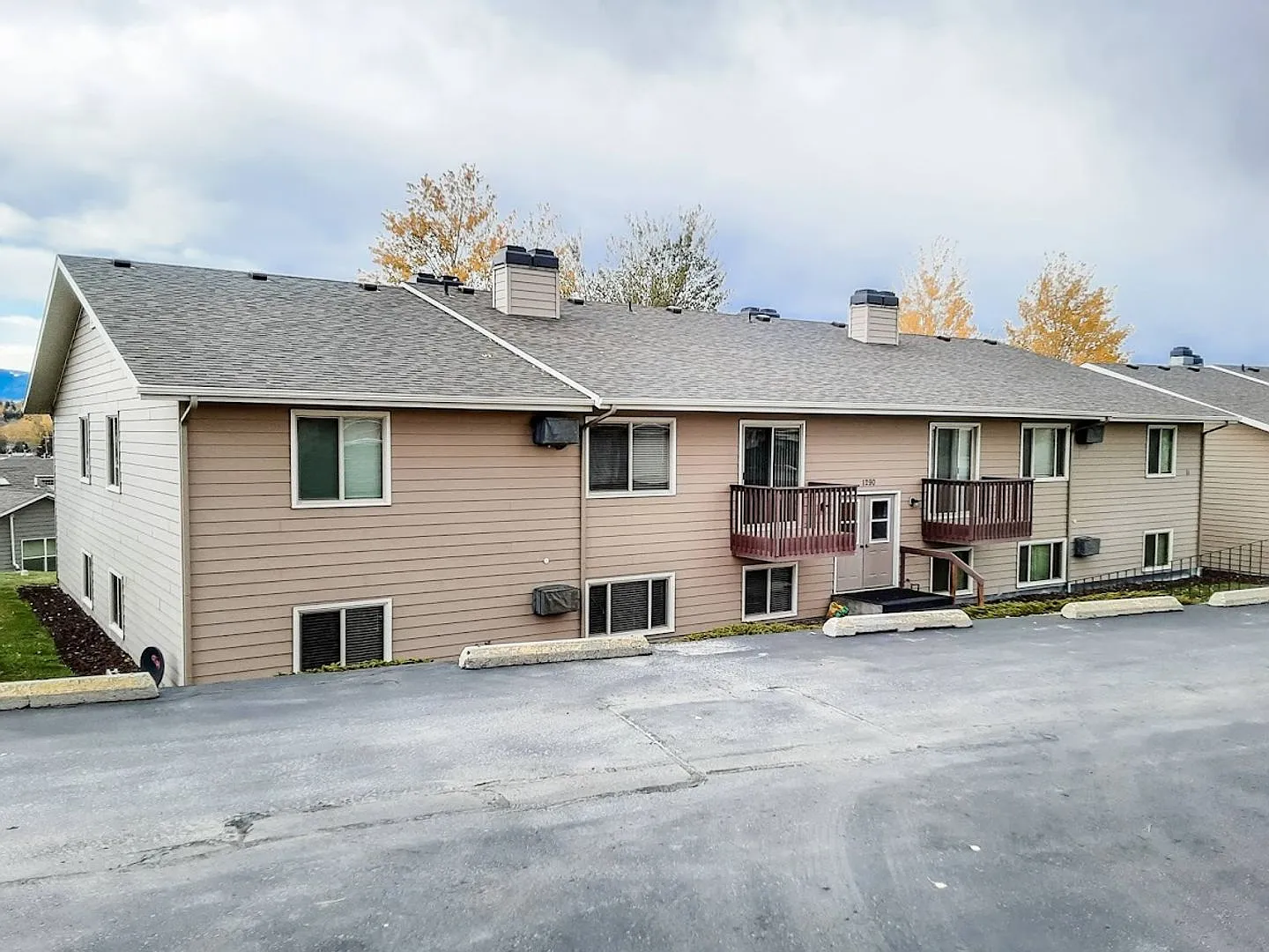 Skyview Estates B11 - Love — Photo 1