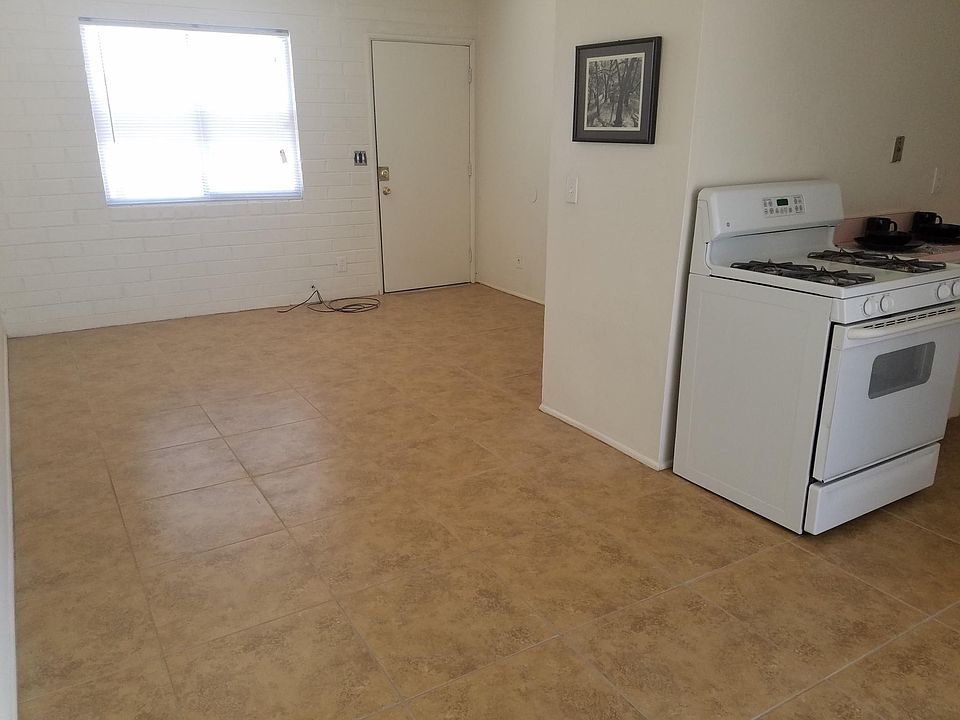 1st image of 2840 N Palo Verde Ave
