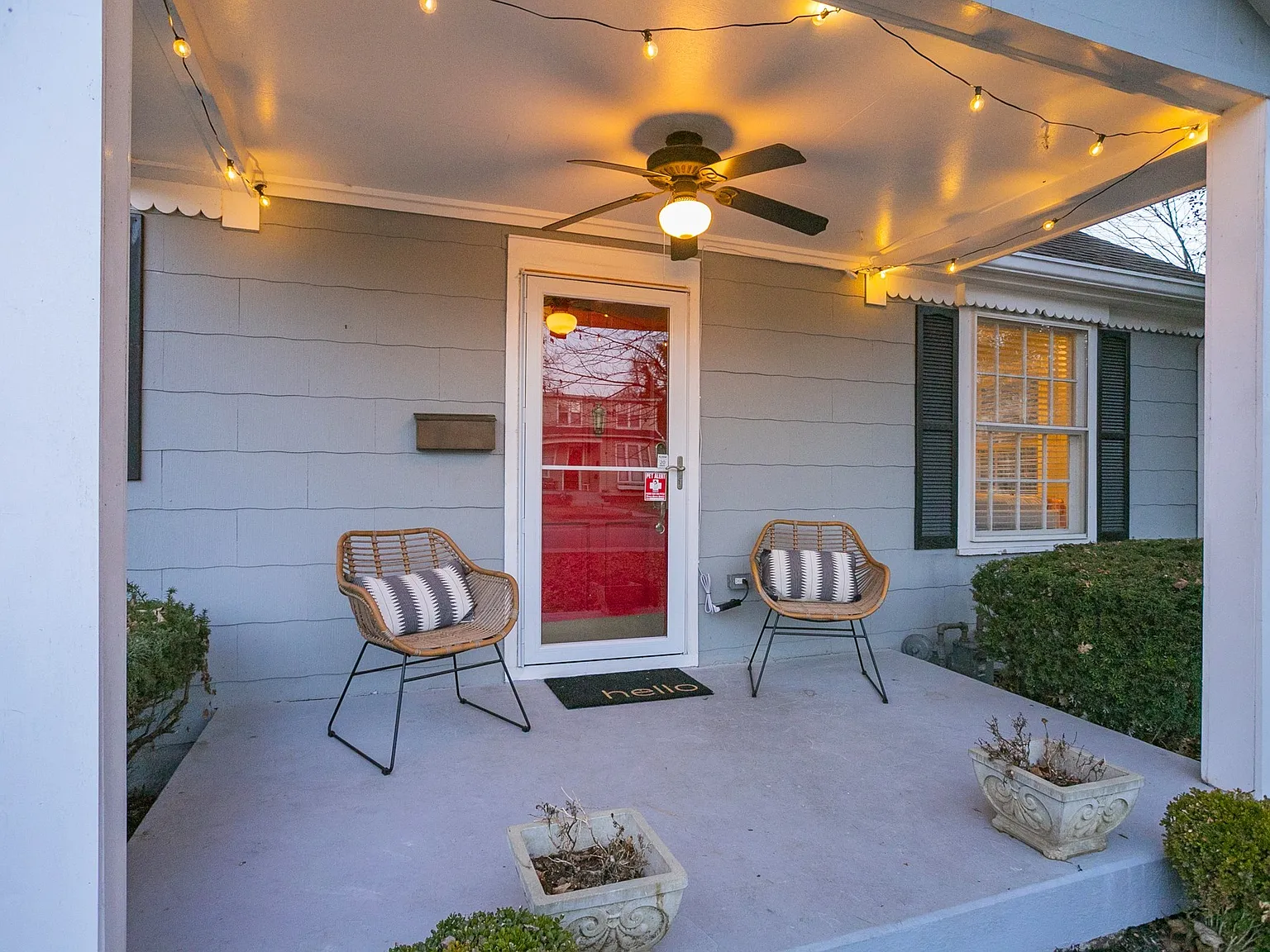 2 bed, 1.0 bath, 1036 sqft, $3,250 — Photo 3