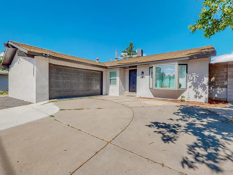 6830 Louisiana Blvd NE — Photo 37