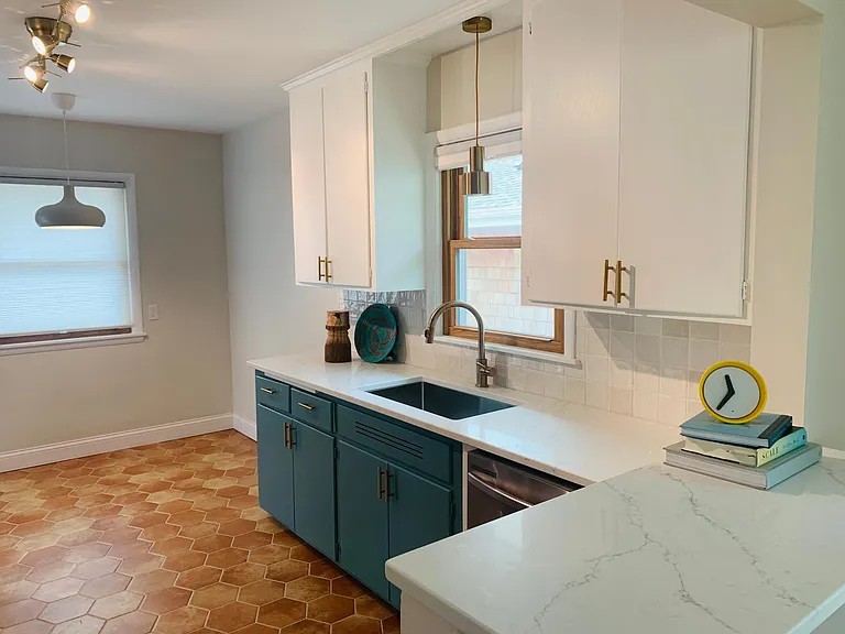 5921 Wooddale Ave — Photo 4
