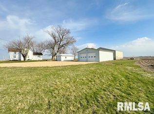 2058 250th St, Bennett, IA 52721