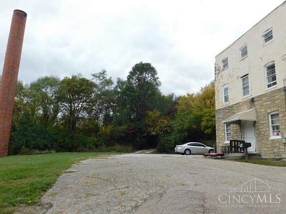 3rd image of 2441 White St