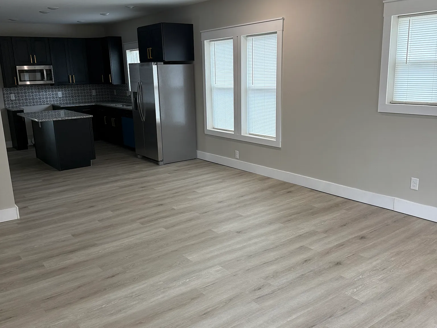 4 bed, $1,750 — Photo 3
