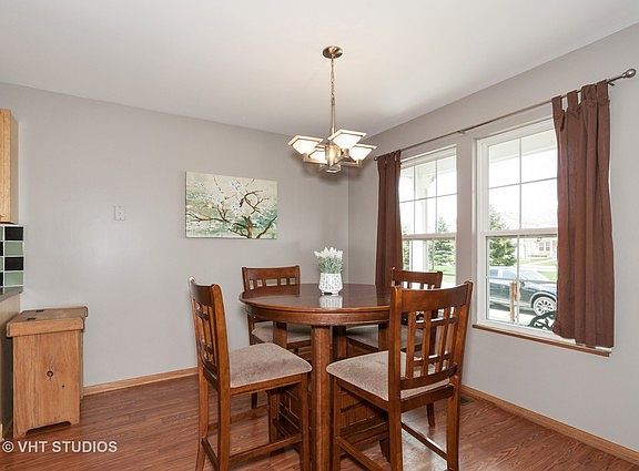4th image of 15915 W Iroquois Dr