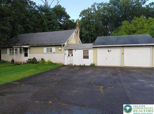 4834 Maple Dr, Walnutport, PA 18088