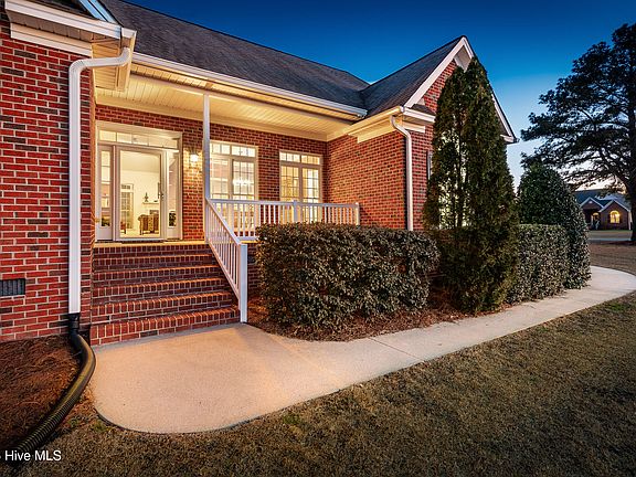 5th image of 1311 Steeplechase Drive