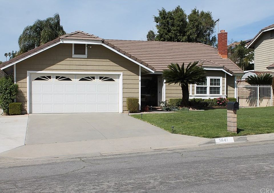1st image of 5641 Greens Dr