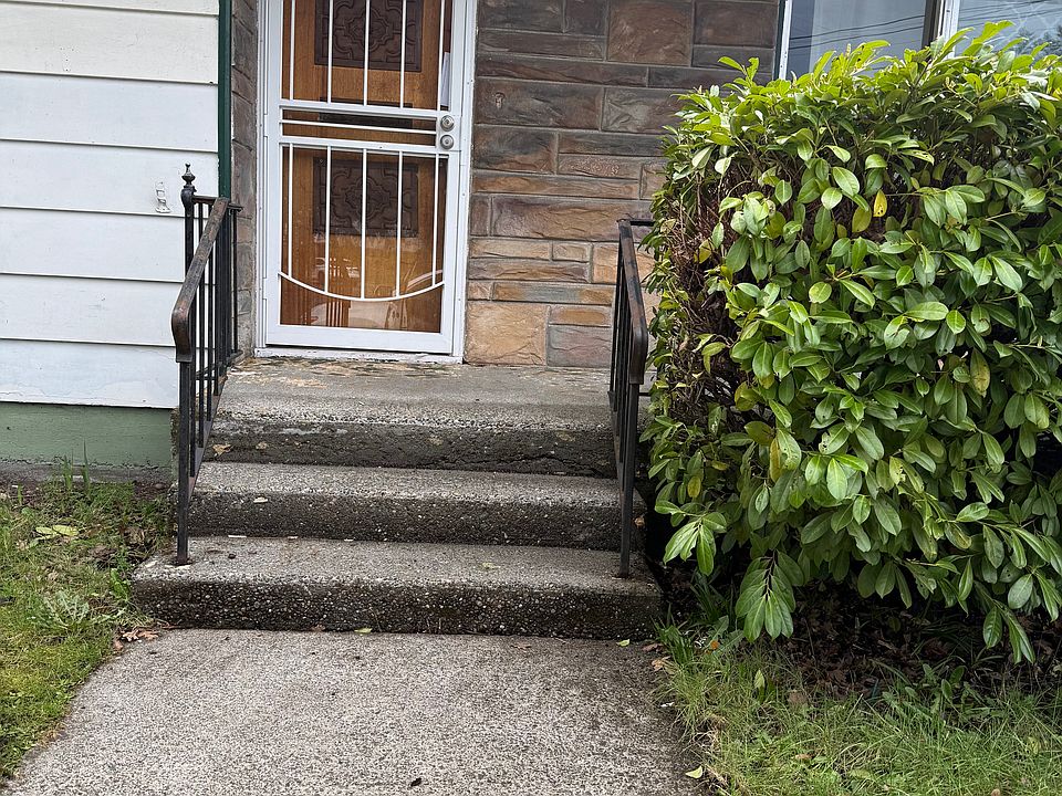 1st image of 5902 Steilacoom Blvd SW