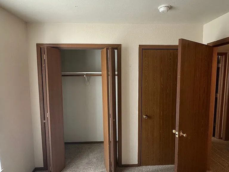 Douglas Apartments - 400 Judy Street - Heart of Branson — Photo 10