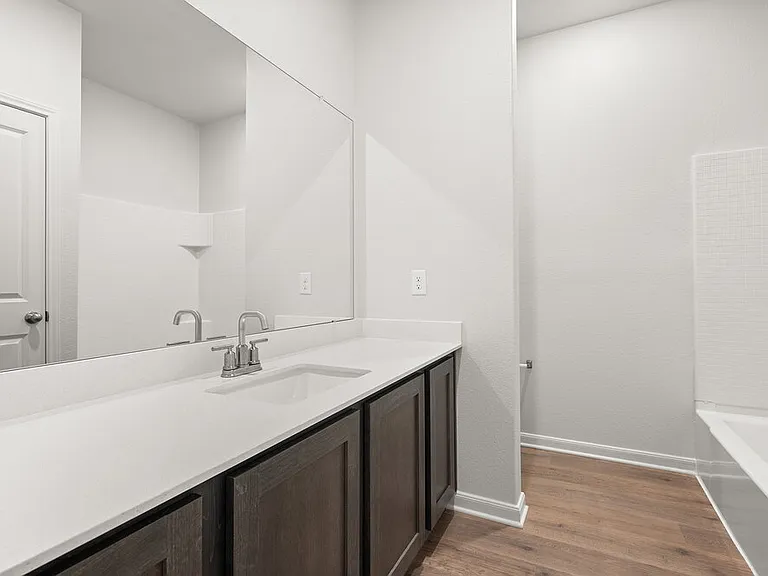 313 Patton Ln — Photo 13