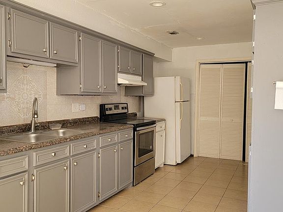 5th image of 3 Margaret Ct