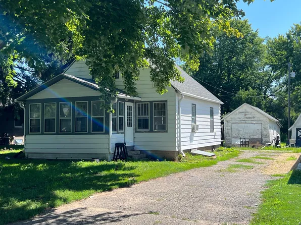 135 Red Wing Ave N, Red Wing, MN 55066