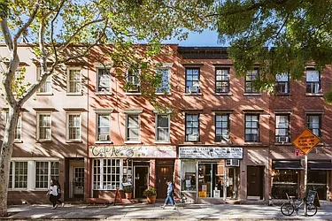 Rented by Bond New York