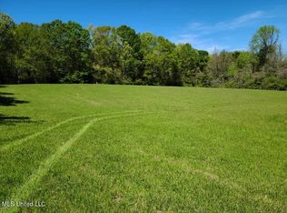 Adams Lake Rd, Utica, MS 39175