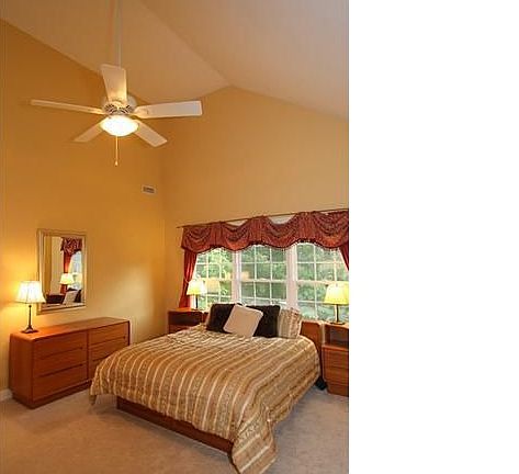 3rd image of 3518 Meadowrun Dr