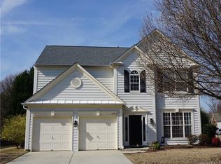 2708 Apple Twig Dr, Charlotte, NC 28270