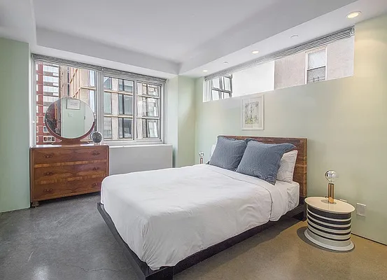 Rented by SR8 REALTY LLC | media 17