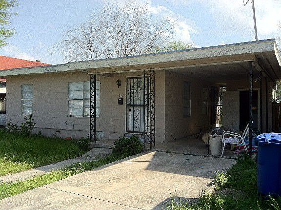 2nd image of 318 La Manda Blvd