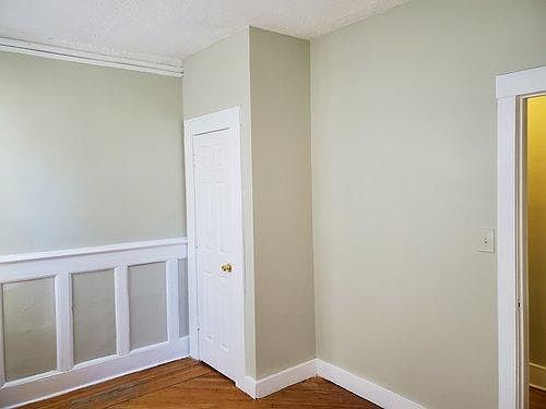 4th image of 67 Lindsley Ave #1A