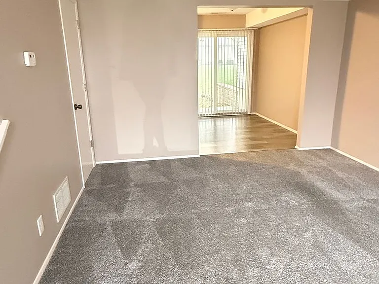 Southdale Square Apartments — Photo 128