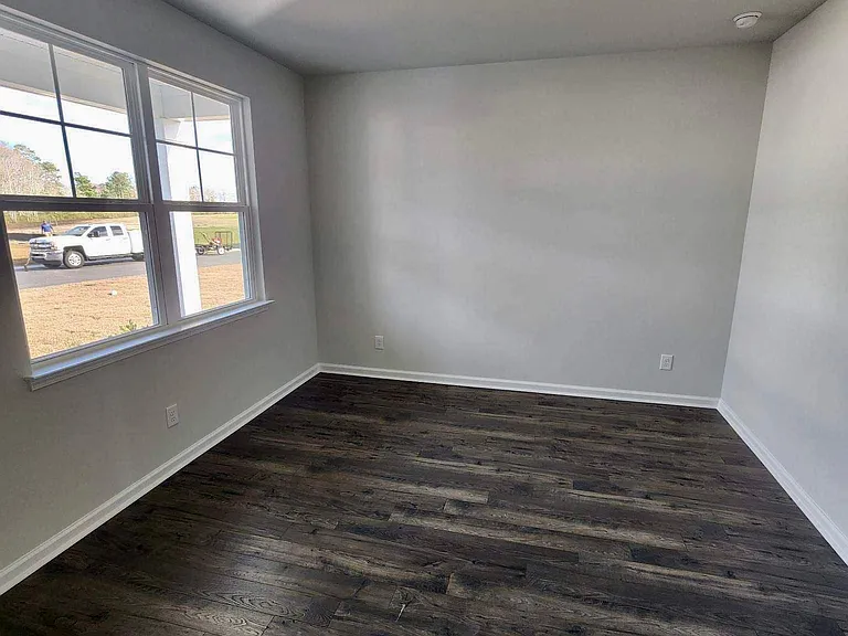 2108 Ridgedale Dr — Photo 3