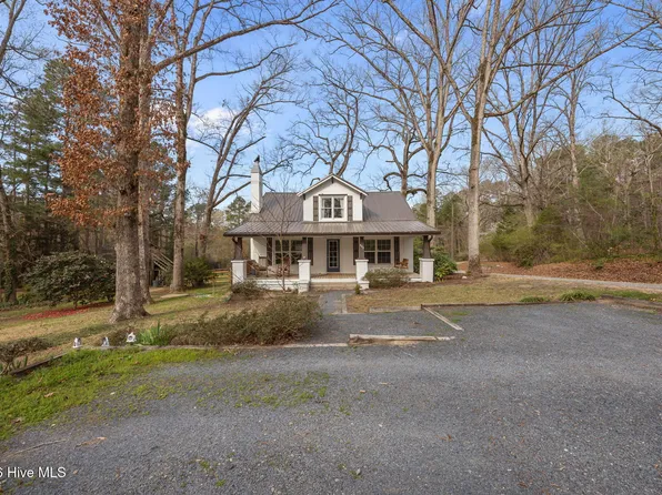 992 S Mcneill Street, Carthage, NC 28327