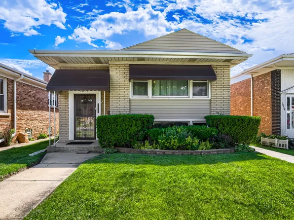 1037 31st Ave, Bellwood, IL 60104