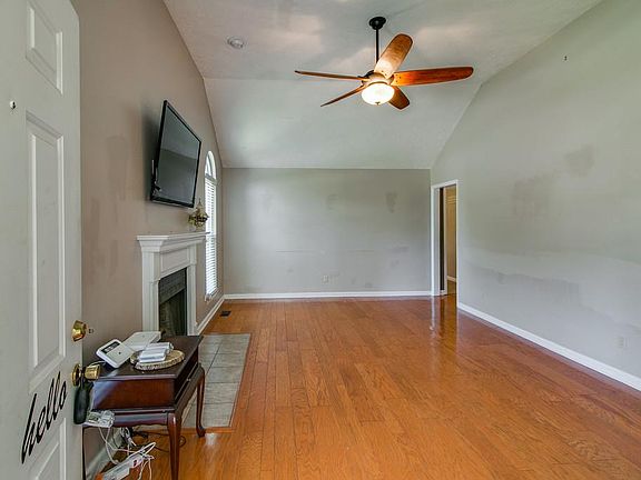 4th image of 1721 Broadripple Dr