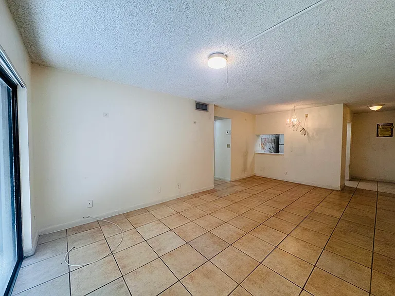 1900 N Congress Ave #107 — Photo 7