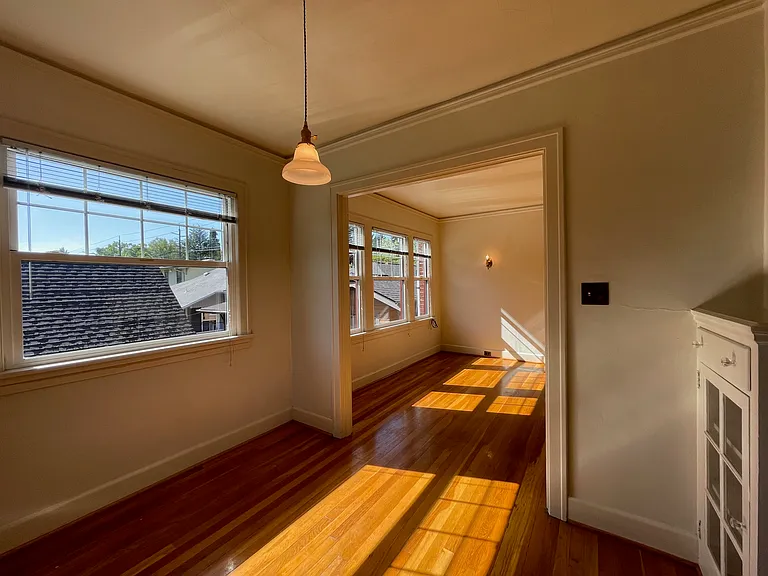 3652 SE Stark St #33 — Photo 3