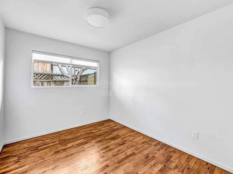 226 Park St — Photo 19