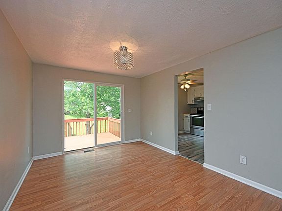 5th image of 11381 Kary Ln