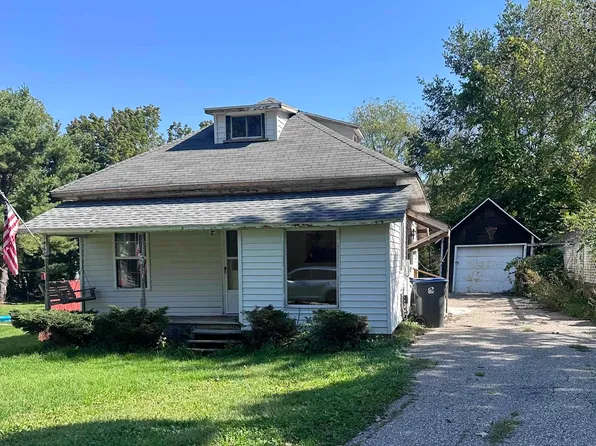 718 S Main St, Westfield, WI 53964