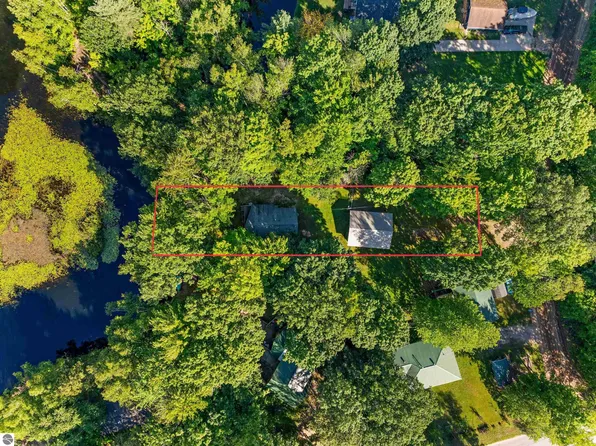 7033 W C Cross Dr NE, Kalkaska, MI 49646