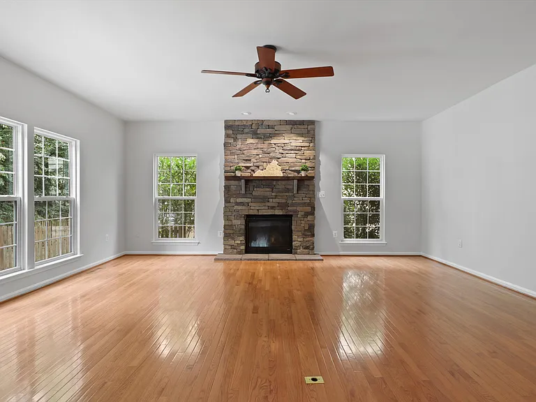 14203 Murphy Ter — Photo 27