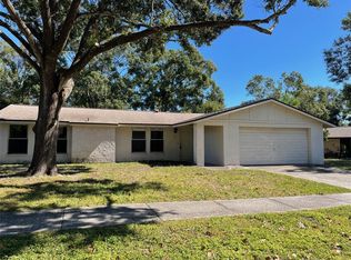 36 Valencia Cir, Safety Harbor, FL 34695