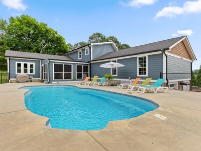 9853 Hixson Pike, Soddy Daisy, TN, 37379