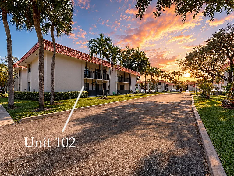 9732 Hammocks Blvd #102 — Photo 42