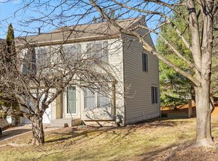 2 Weyanoke Ct, Pikesville, MD 21208