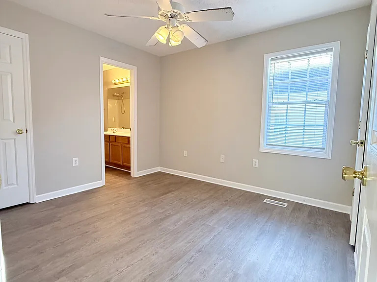 52 Linsey Ct — Photo 39