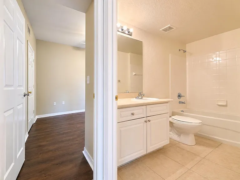 356 SE Rogers Ct — Photo 22