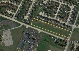 1527 Feise Rd, Dardenne Prairie, MO 63368