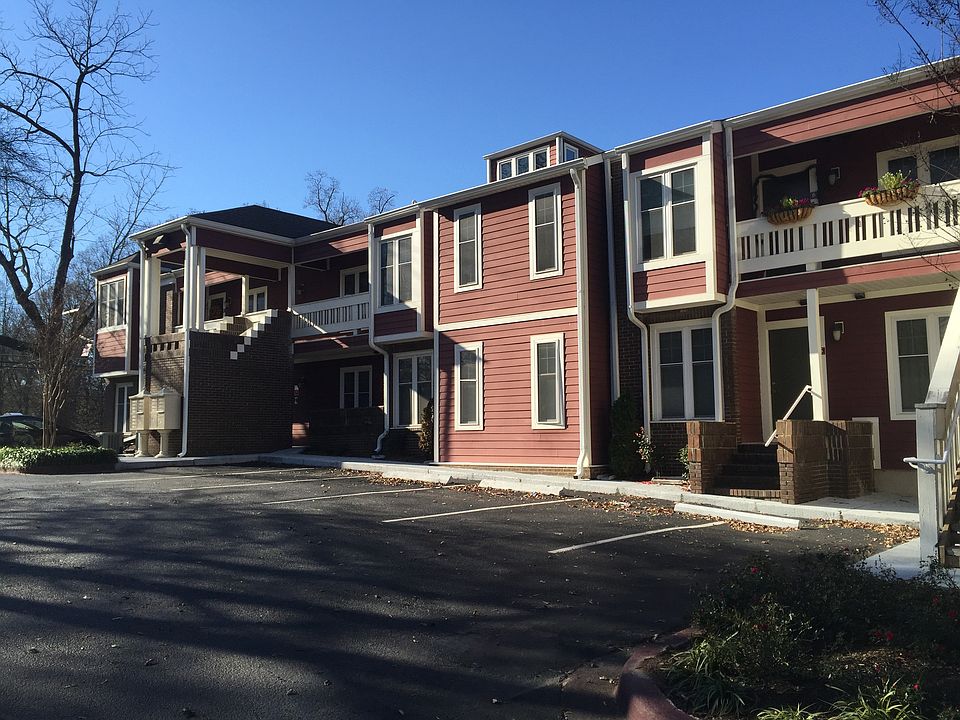 2nd image of 1721 E 7th St APT 17