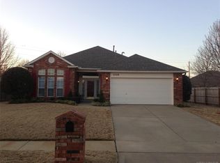 3729 W Detroit St, Broken Arrow, OK 74012
