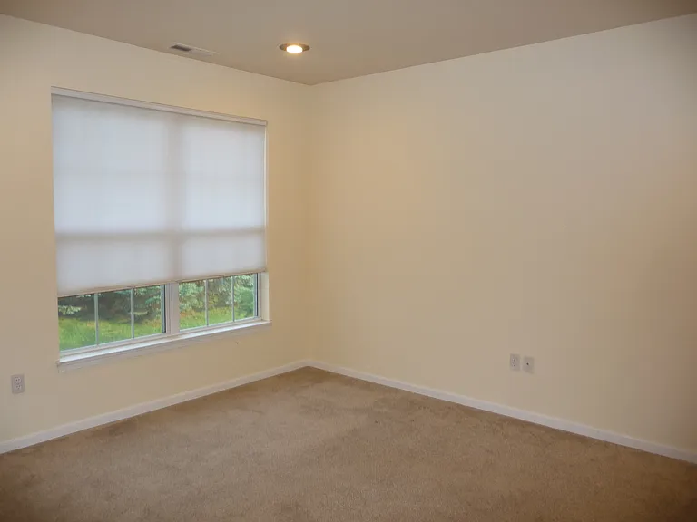 220 Roosevelt Dr — Photo 24